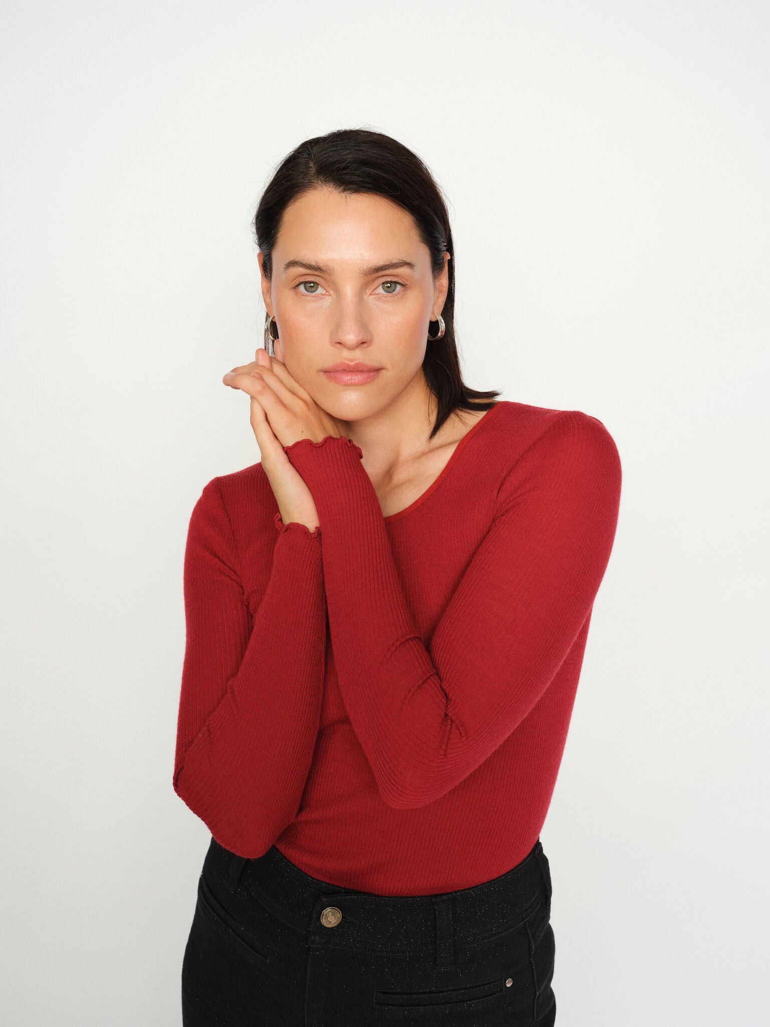 Modelshot / Rhythmic Red / Detail